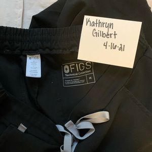 FIGS Black Medium Regular Joggers